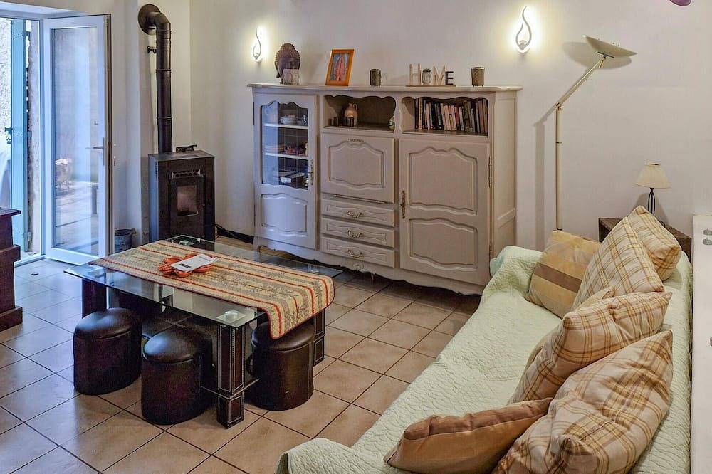 Awesome home in Goult in Goult, Parc naturel régional du Luberon