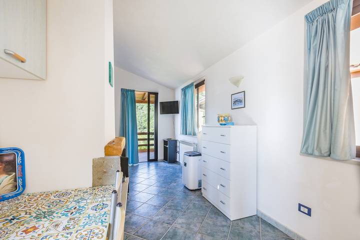 Entire apartment, Apartment 'Mandarino' with Sea View, Private Terrace and Wi-Fi in Gioiosa Marea, Messina Province