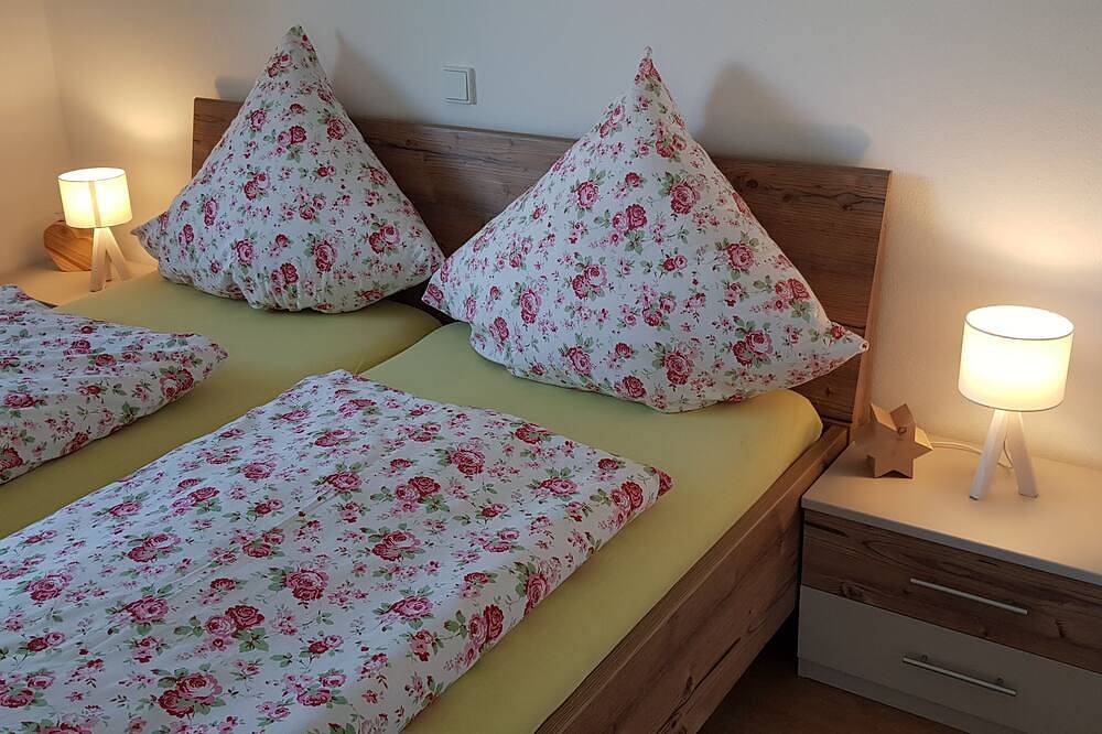 Ganze Wohnung, Exklusive Ferienwohnung Sophie **** in Bad Grönenbach zum Wohlfühlen in Bergnähe in Bad Grönenbach, Bayerisch Schwaben