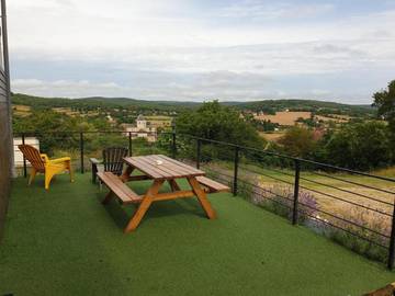 Gîte pour 4 personnes, avec vue et jardin à Blars
