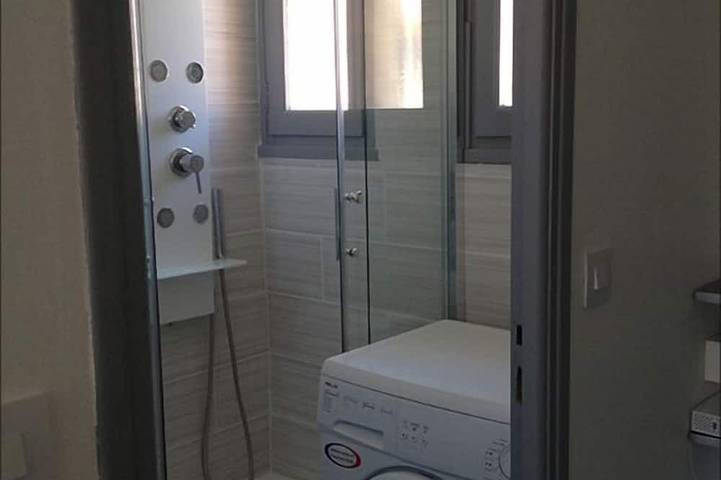 Appartement entier, Le Pradet - Studio 4 pers  à 10min à pied de la Plage - Roses in Le Pradet, Côte méditerranéenne (France)