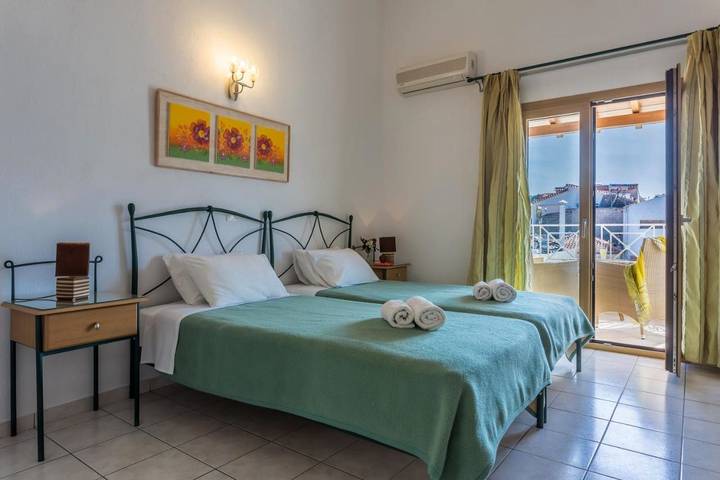 Maison d’hôte pour 4 personnes, avec piscine ainsi que vue et jardin dans Skiathos - 3