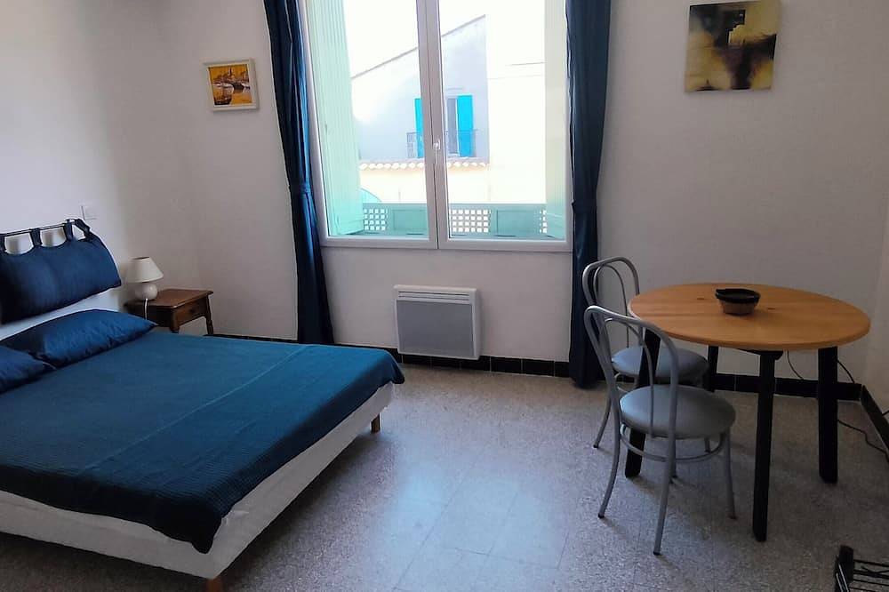 Appartement entier, 2 - Gite à Charleval in Charleval, Région d'Aix-en-Provence
