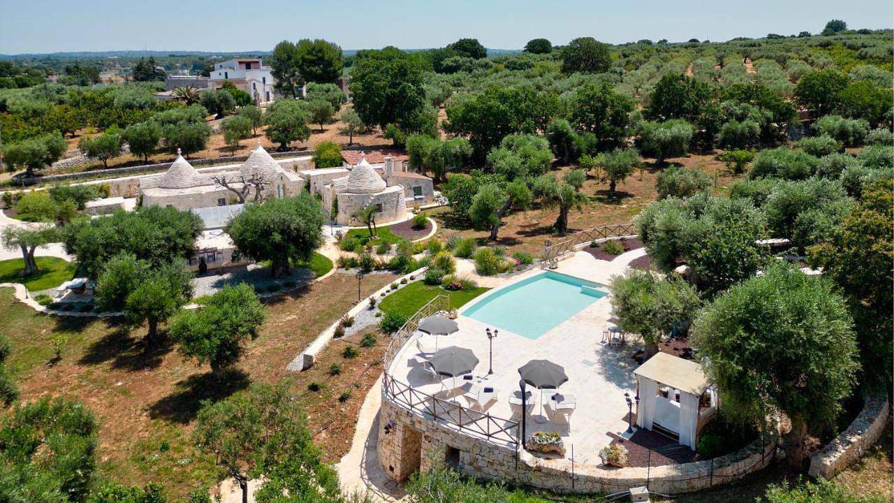 Villa with Private Pool in Castellana Grotte, Provincia di Bari