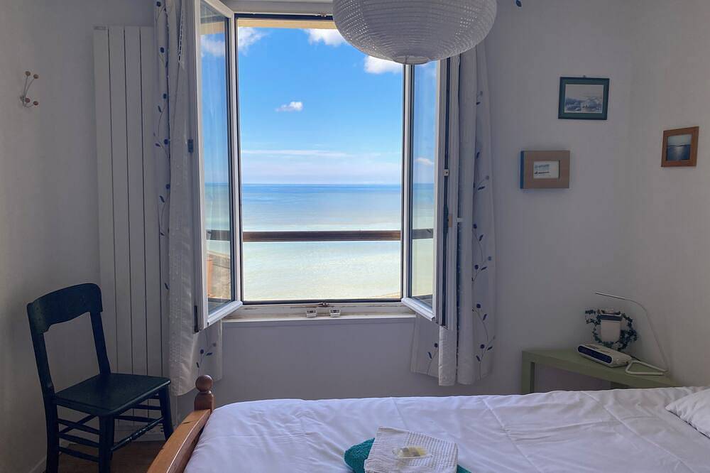 Entire apartment, Al36* - Appartement vue mer exceptionnelle in Ault, Abbeville region