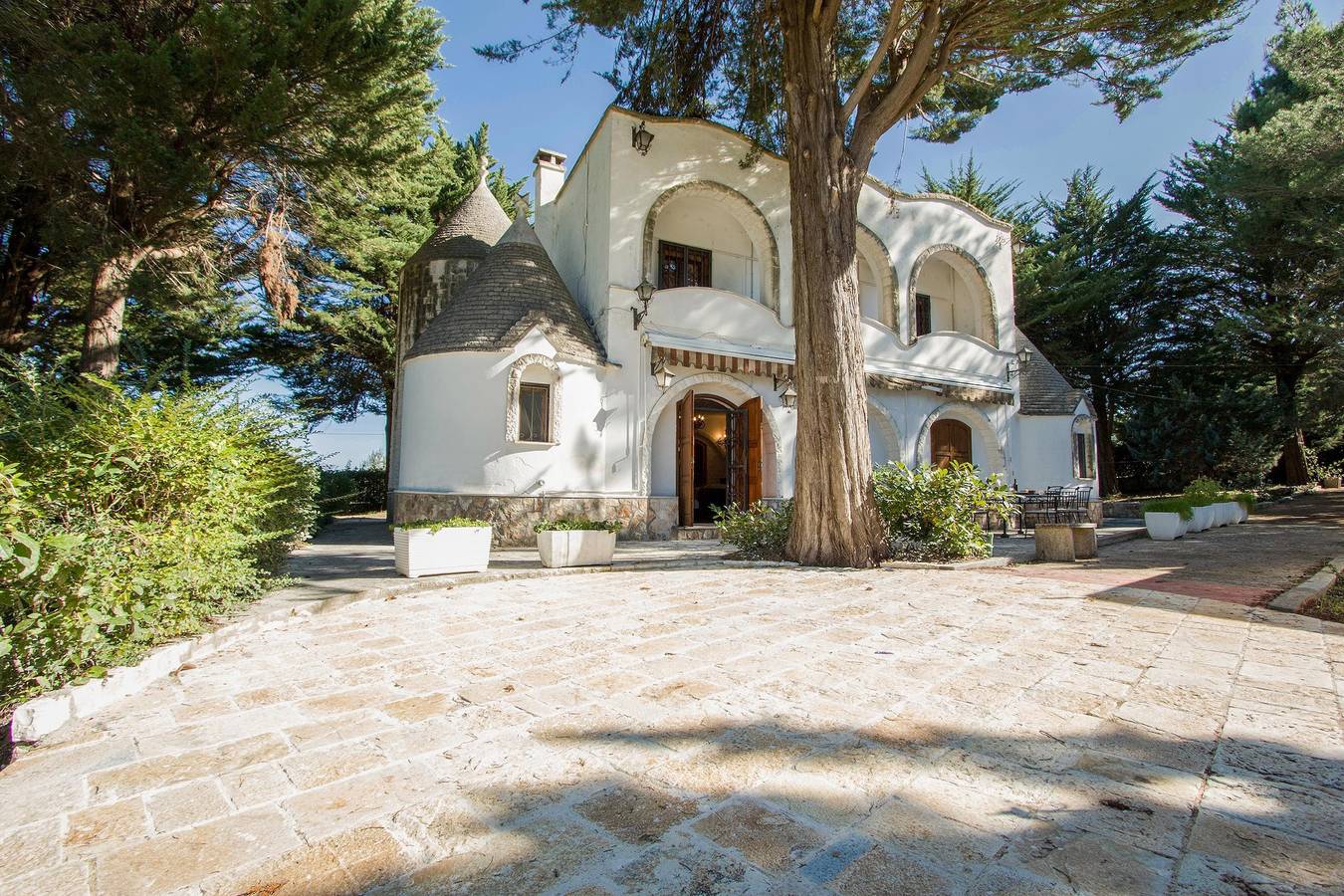 Trullo pour 8 personnes avec balcon/terrasse in Locorotondo, Province de Bari