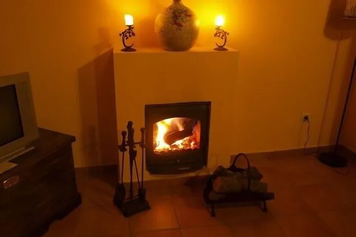 Gîte pour 6 personnes, avec balcon ainsi que jardin et piscine - 1