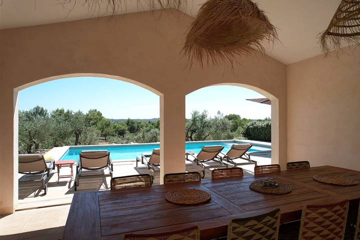 Location de vacances pour 12 personnes, avec piscine et jardin au Parc naturel régional des Alpilles - 2