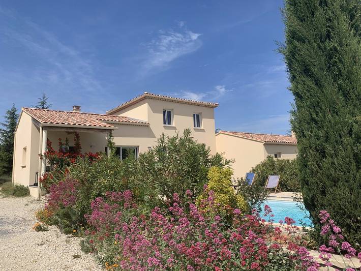 Location de vacances pour 7 personnes, avec jardin ainsi que piscine et terrasse à Gras - 2