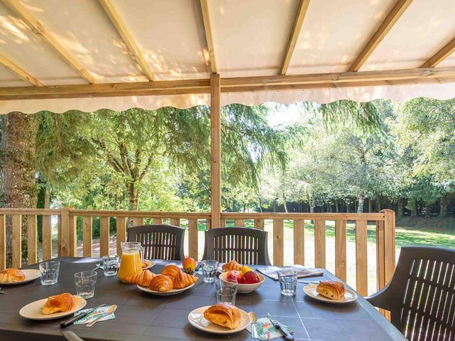 Camping Le Caussanel - Ciela Village - Mobilheim 6 personen - Ciela Privilège - 3 Schlafzimmer - Grill in Canet-de-Salars, Pareloup-See