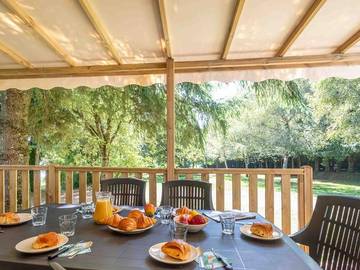 Camping für 6 Personen in Canet-de-Salars, Pareloup-See, Bild 3