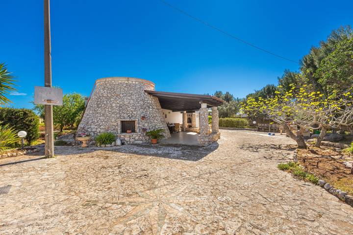 Casa vacanza per 8 persone, con piscina, con animali domestici a Leuca