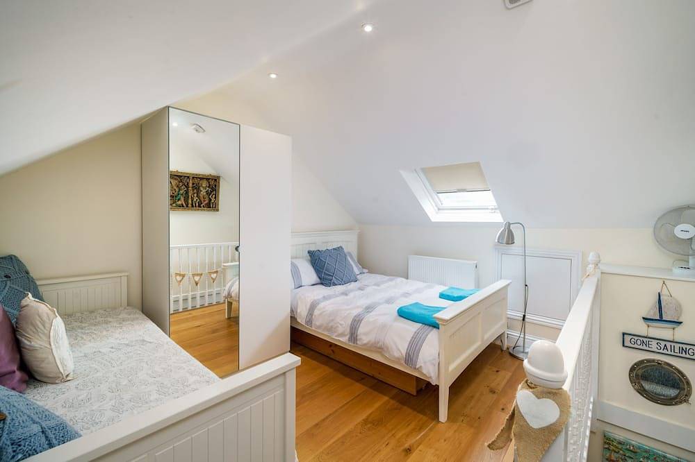 Cycling & Walking Haven - Zentrales Cowes Cottage mit sonnigem Grill und 2 Bädern in Cowes, Isle of Wight