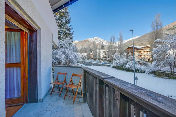 Ganze Wohnung, Snow White near Slopes of Campo Smith in Bardonecchia, Turin Provinz