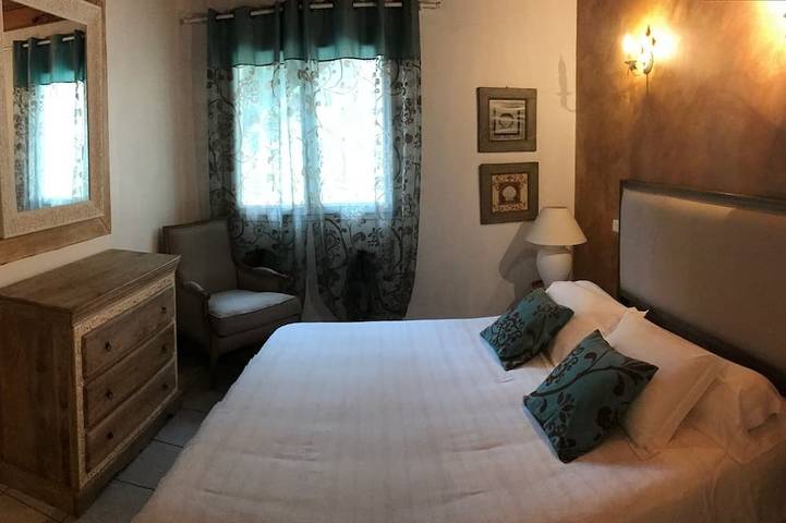 Villa pour 8 personnes, avec terrasse à Monticello - 2