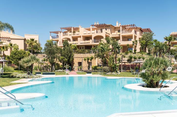 Holiday apartment for 4 people, with balcony and pool - 1