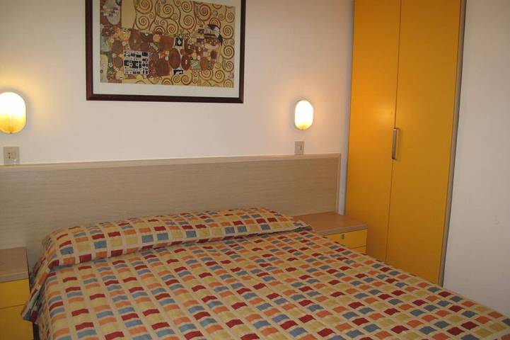 Ferienhaus für 8 Personen, mit Garten und Pool in Bibione - 4