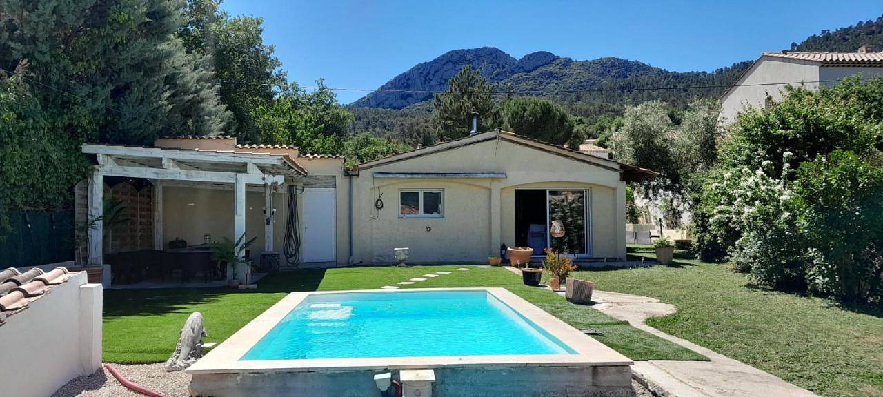 L'olivier Tessa Hôtesse suite 30m2 terrasse 20m2 in La Celle (Var), Région de Brignoles