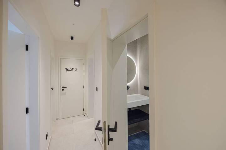 Ferienhaus-Eigenes Badezimmer in Chimay, Hennegau