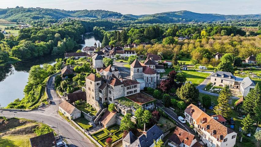 Hôtel pour 2 personnes, avec jardin et piscine à Meyronne - 4