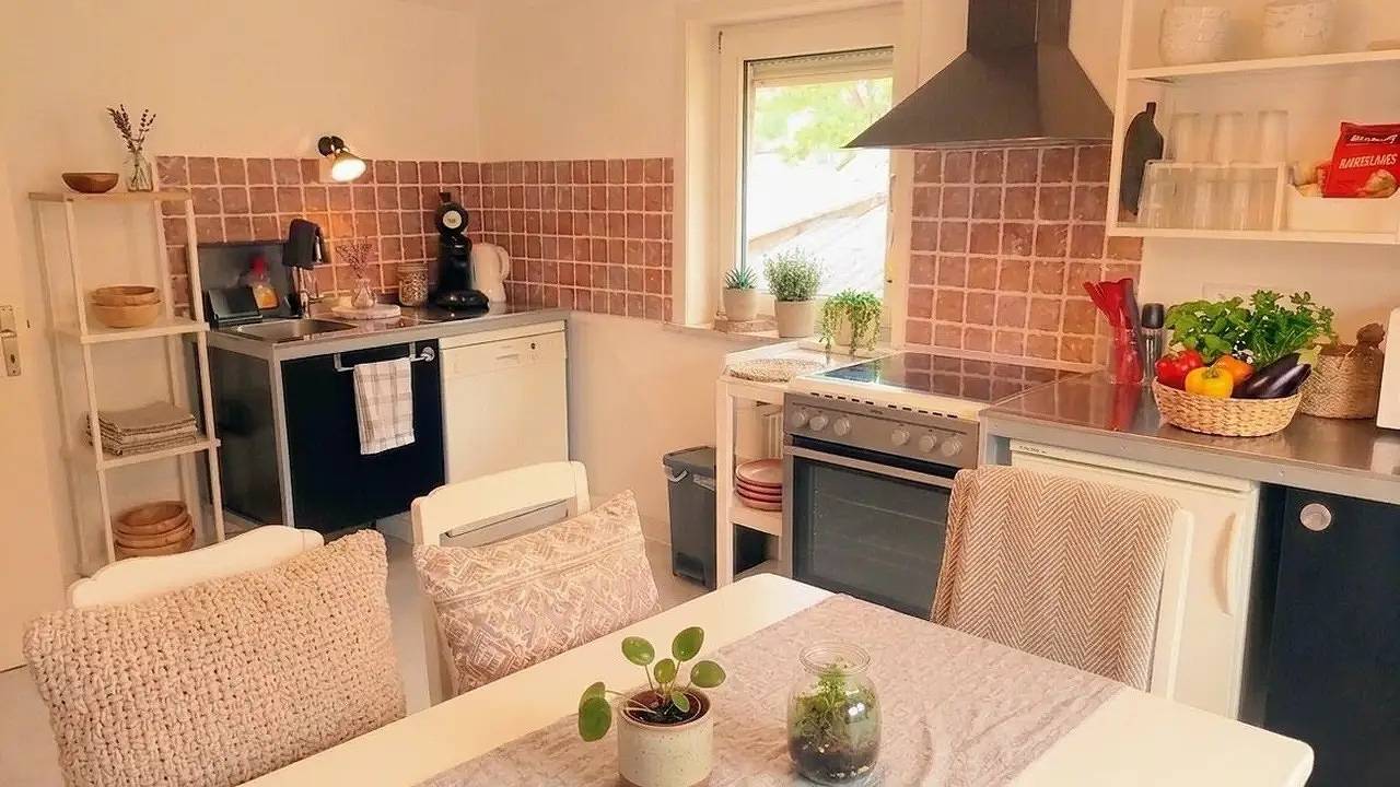 Ganze Ferienwohnung, Ferienwohnung für 6 Personen (70 m²) in Cassel in Wolfsanger-Hasenhecke, Kassel
