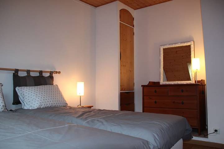 Ganze Wohnung, Gebirge Apartment mit Charme in Saint-Pons, Espace Lumière