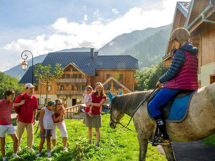 Résidence Goélia Les Chalets De Belledonne - Wohnung 5 personen - G/150_2 Zimmer Kabine 5 Personen in Saint-Colomban-des-Villards, Region Saint-Jean-de-Maurienne