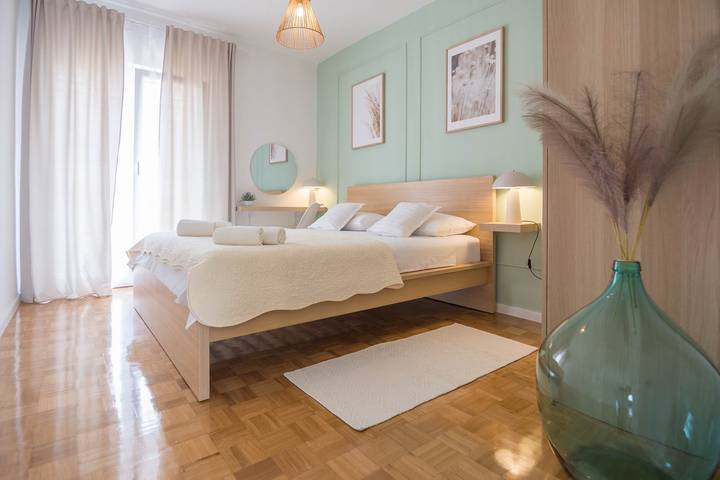 Ferienwohnung für 5 Personen, mit Balkon/Terrasse in Biograd na Moru