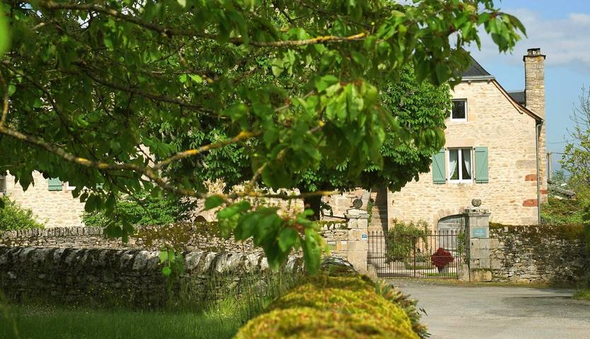 Gîte pour 4 personnes, avec Balcon ainsi que Terrasse et Jardin