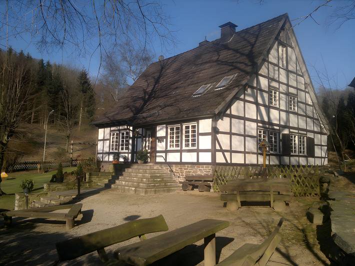 Luxus-Ferienhaus für 18 Personen, mit Garten im Sauerland