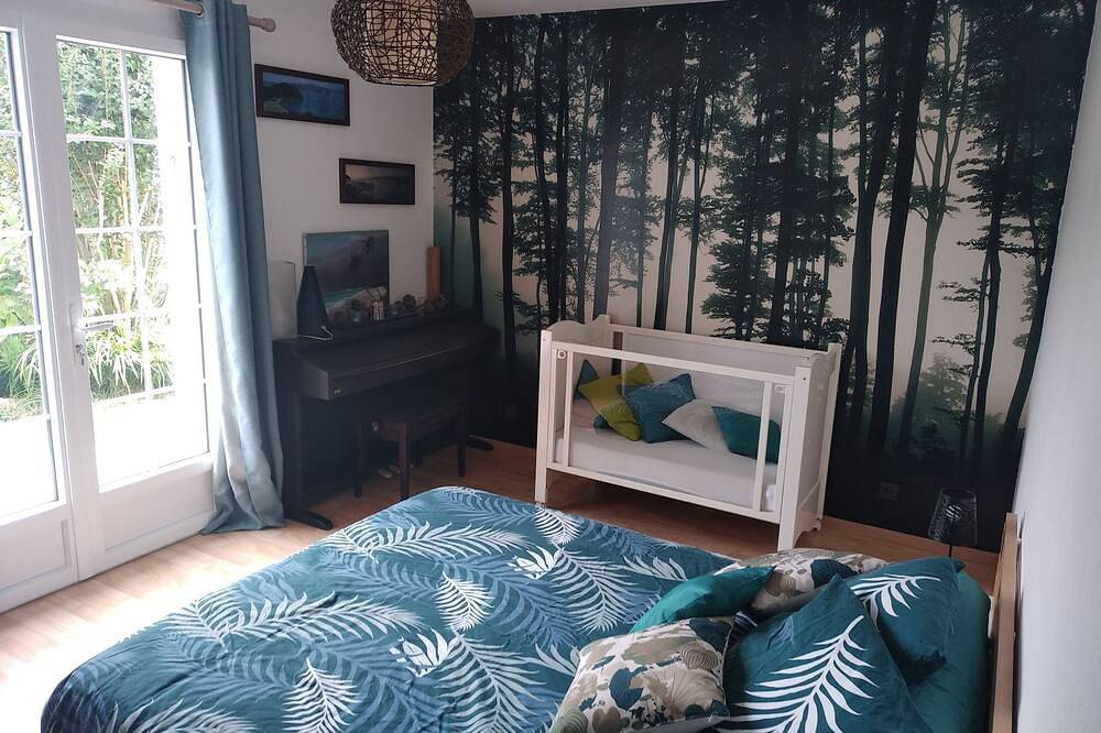 Landaise ideal for 1 to 2 families (4/8 people), quiet location, large swimming pool. in Azur (desambiguación), Côte d’Argent