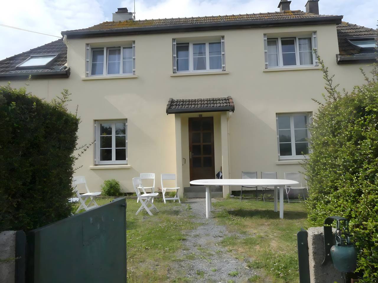 Gîte Chez Madeleine: terraza privada, jardín y Wi-Fi en Coutances in Coutances, Coutances y alrededores