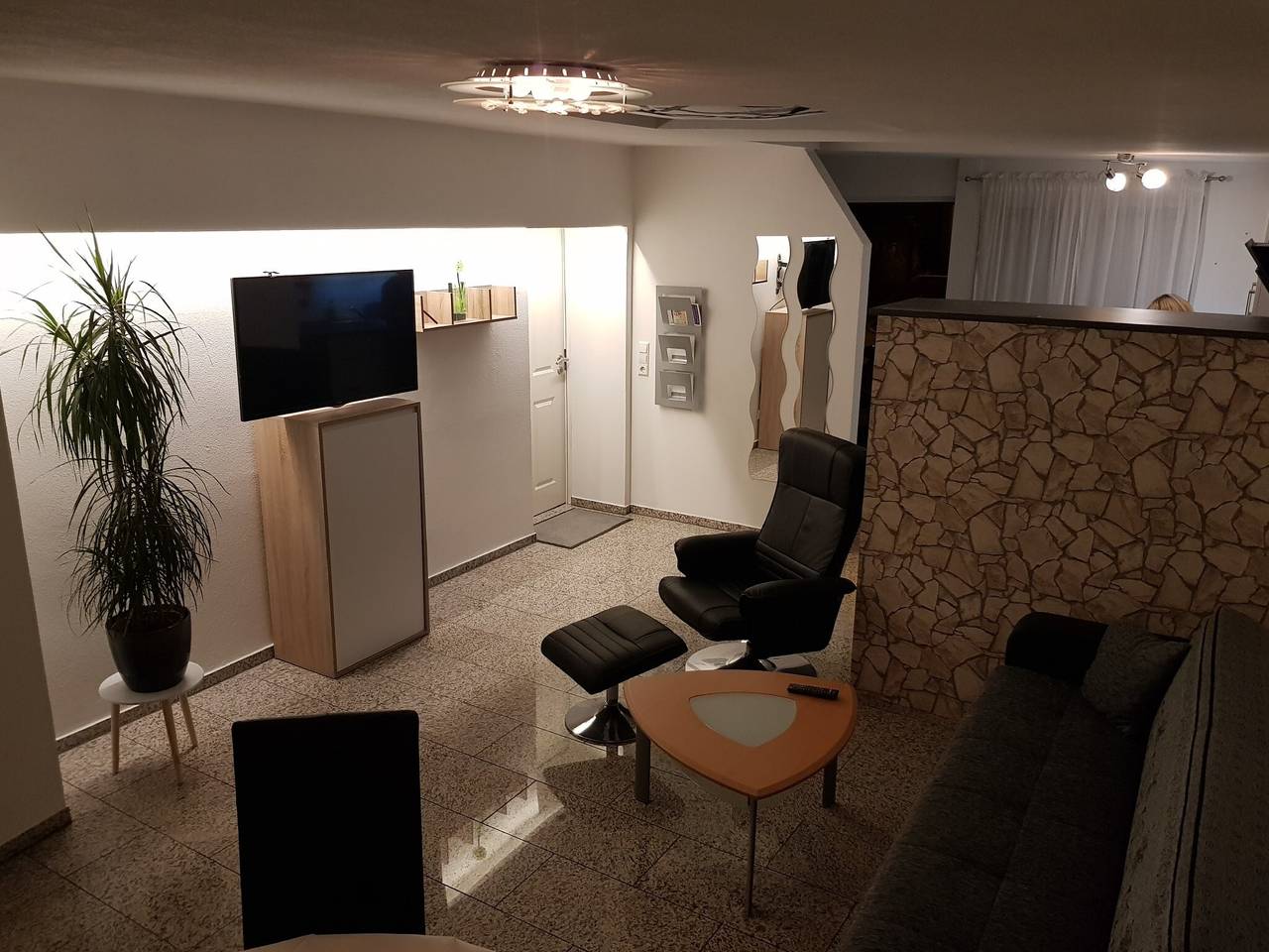 Ganze Wohnung, Ferienwohnung Balaro Apt I" mit Gemeinschaftsterrasse und Wi-Fi in Weil im Schönbuch, Landkreis Böblingen
