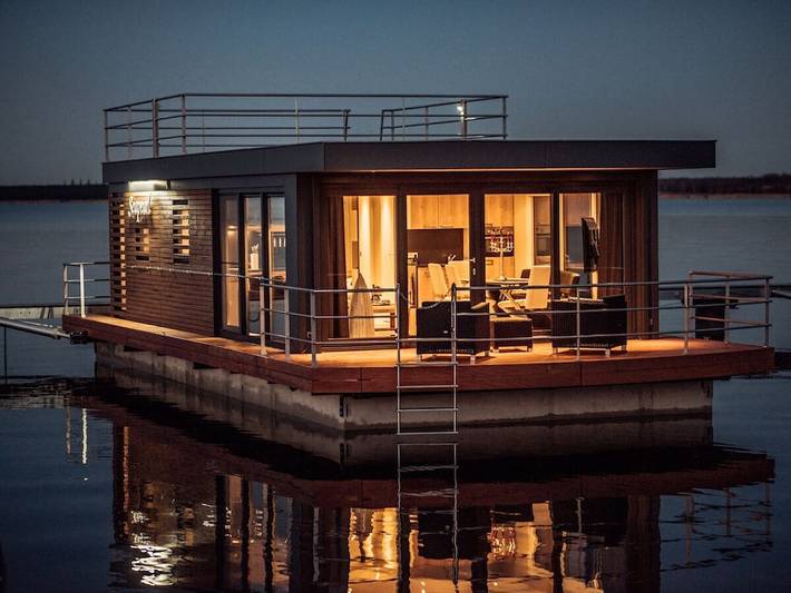 Hausboot mit 1 Schlafzimmer in Bitterfeld, Bitterfeld-Wolfen