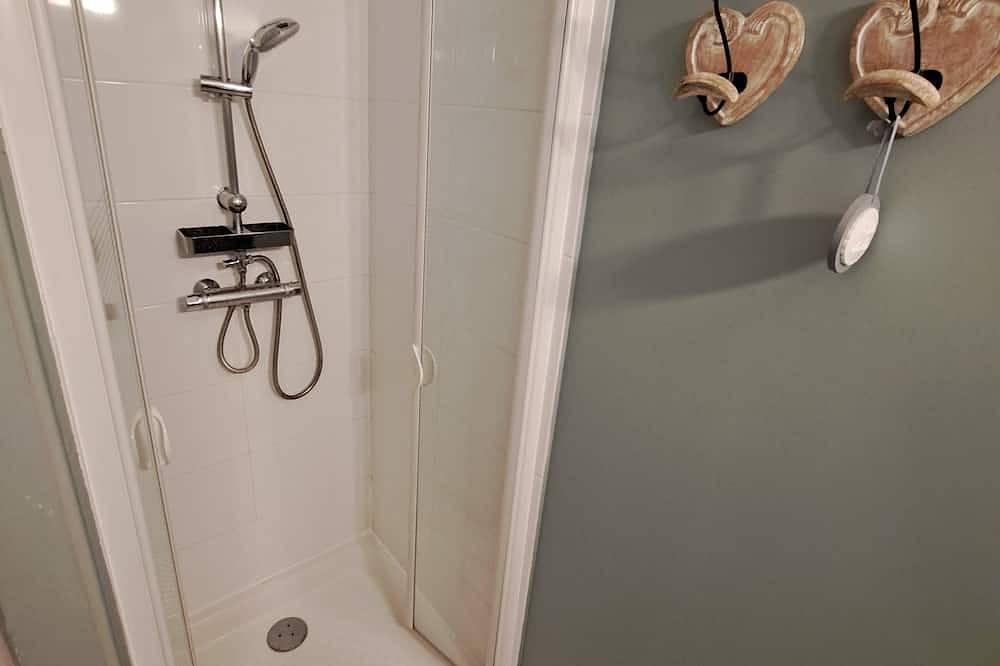 A 300 M Del Mar, Hermosa Casa 130 m2 Clasificada 4 * Luz, Residencial, Amplia in Agon-Coutainville, Coutances y alrededores