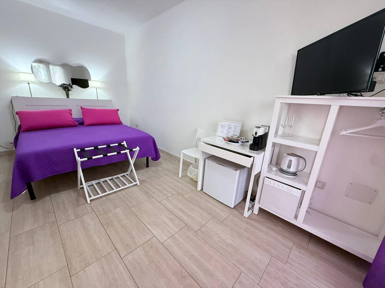 Casa de huéspedes 'Turri Manna Domo 3' con balcón, Wi-Fi y aire acondicionado in Torregrande, Oristán