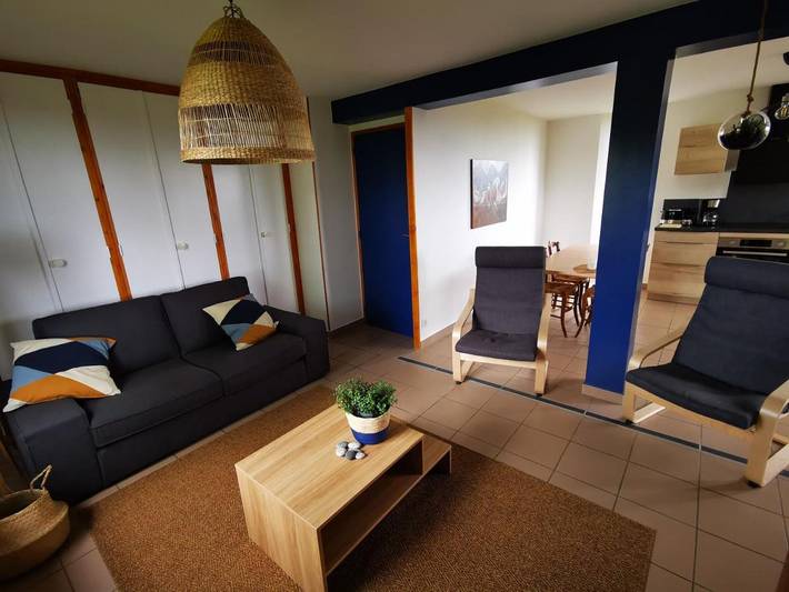 Location de vacances pour 4 personnes, avec vue et jardin à Saint-Christophe-en-Brionnais - 2
