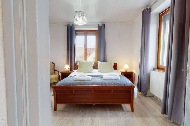 Location de vacances pour 7 personnes, avec balcon et jardin à Issenheim - 2