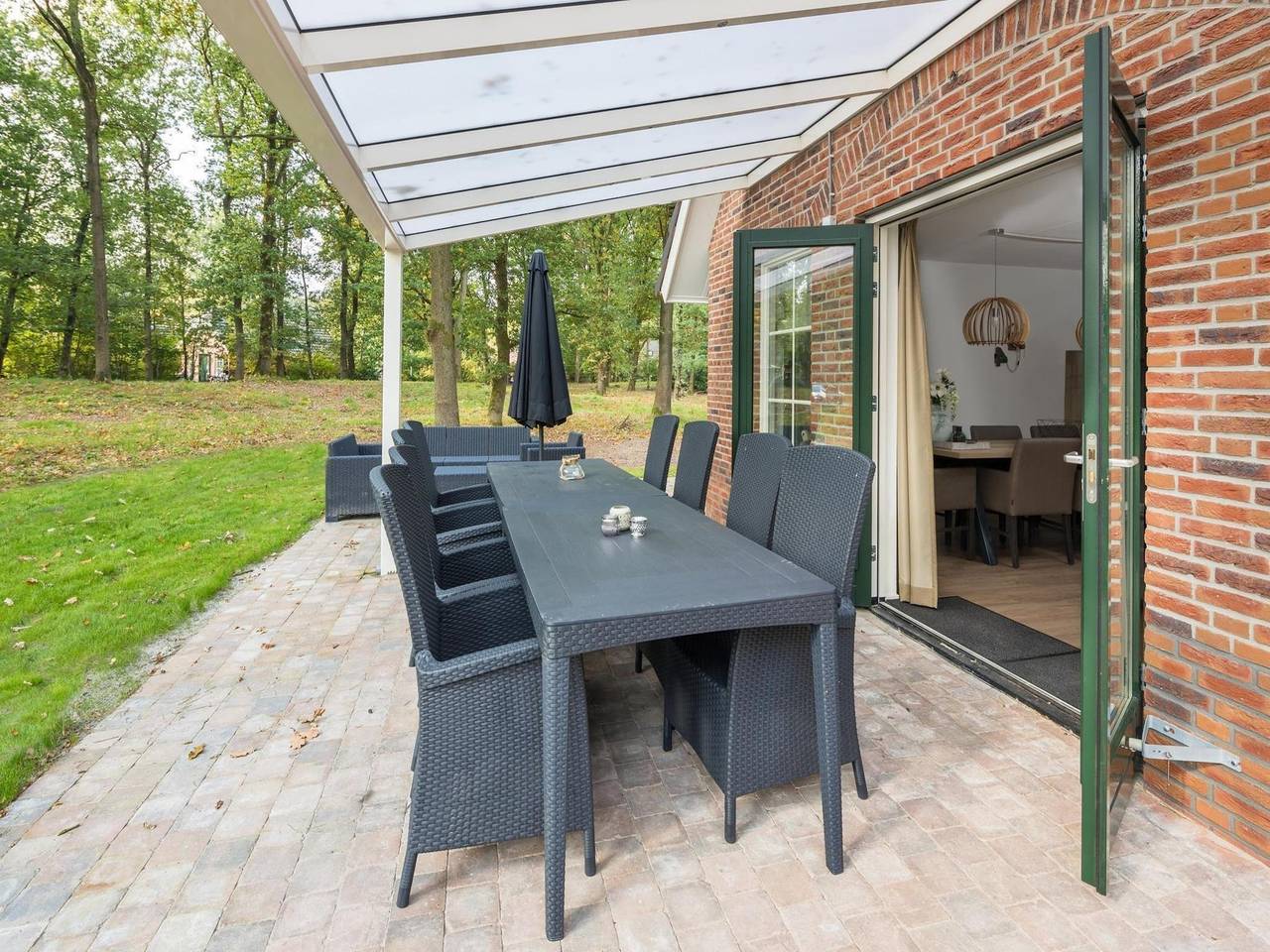 Wellnessbungalow mit Whirlpool,Sauna in Hooghalen, Drenthe