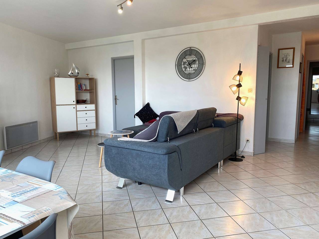 Entire apartment, Appartement T3 - Residence Les Thermes 2 in Balaruc-les-Bains, Côte d'Améthyste