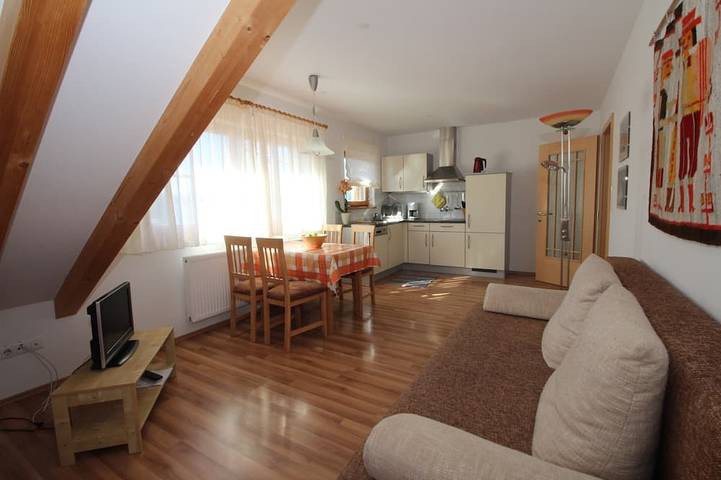 Ferienwohnung für 4 Personen, mit Garten und Balkon - 1