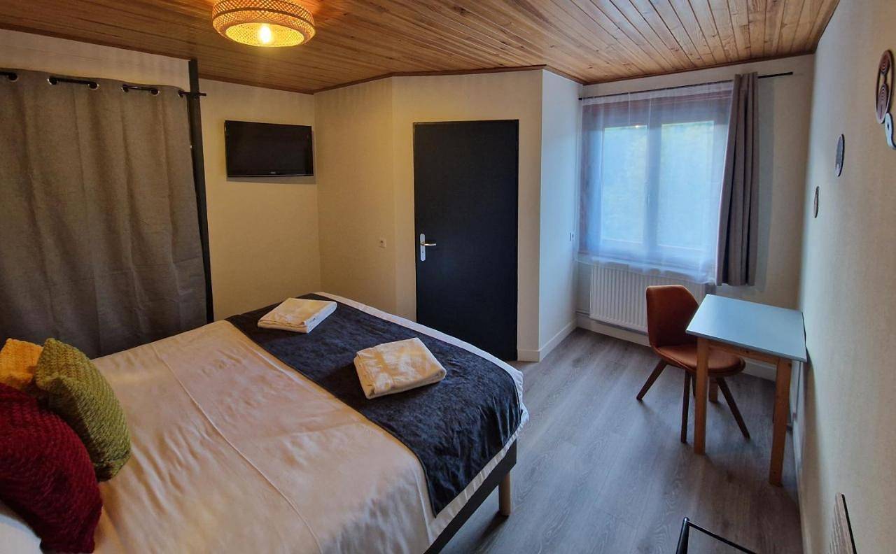 Hôtel du Centre - Restaurant Lelex'ir in Lélex, Parc naturel régional du Haut-Jura