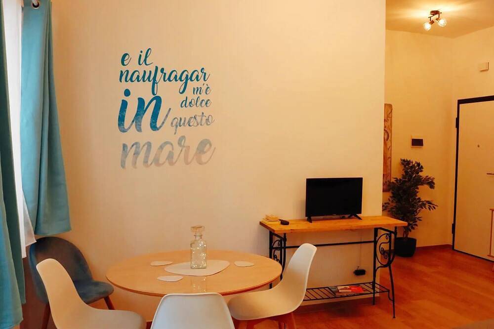 Apartamento entero, Triremi House, Romantic apartment for couples  in Ostia, Roma