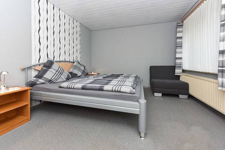 Ferienwohnung für 3 Personen, mit Garten und Pool in Moorweg - 3