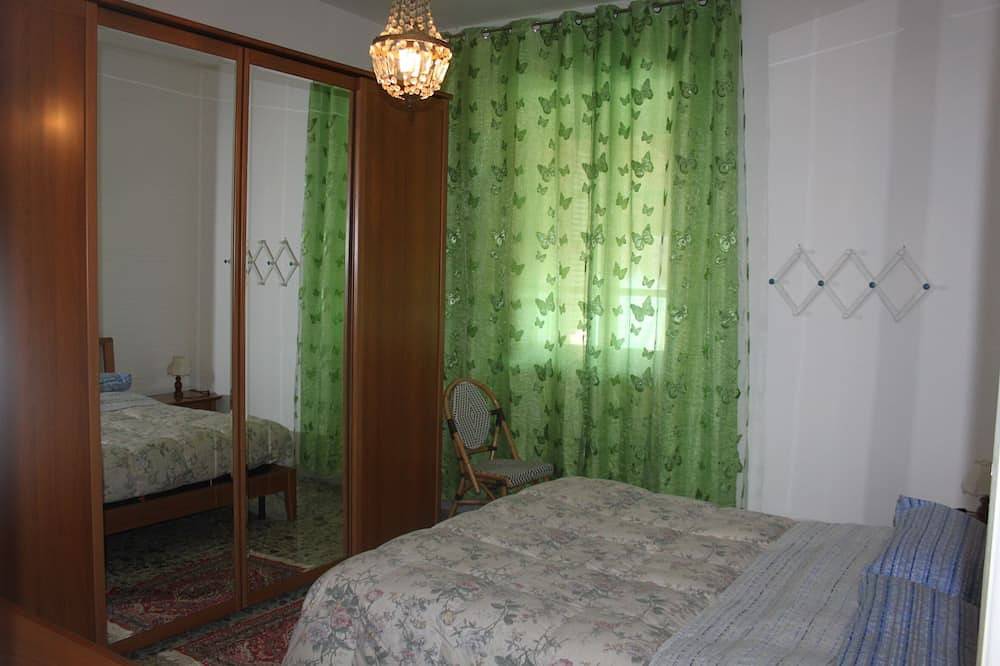 Ganze Wohnung, Birds House - apartment with private garden   in Ceccano, Frosinone Provinz