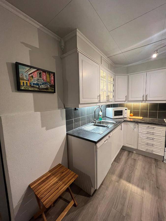 Ferienwohnung für 4 Personen, mit Ausblick und Balkon in Stord - 2