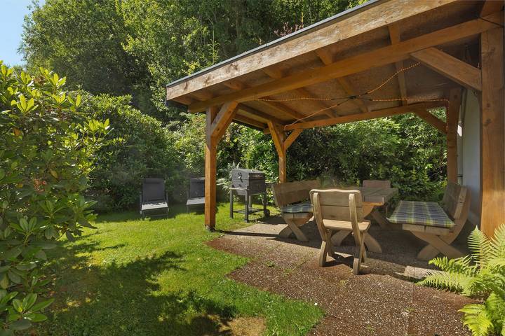 Ferienwohnung für 4 Personen, mit Garten im Sauerland
