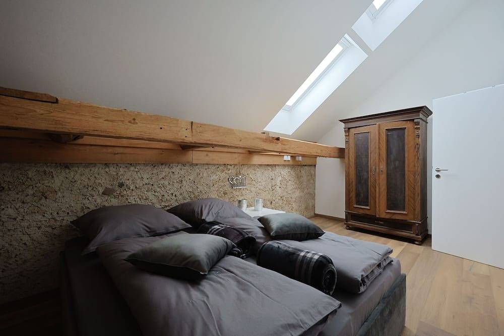 Ganze Wohnung, Ferienwohnung \"Loft\" 140qm für max. 4 Erwachsene in Tachinger See, Taching am See