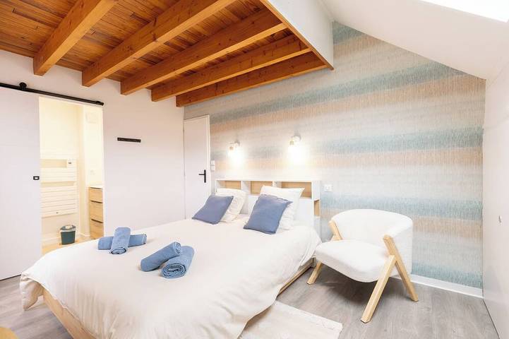 Entire apartment, L'oiseau Bleu Apartment 3-star rating in Argelès-Gazost, French Pyrenees