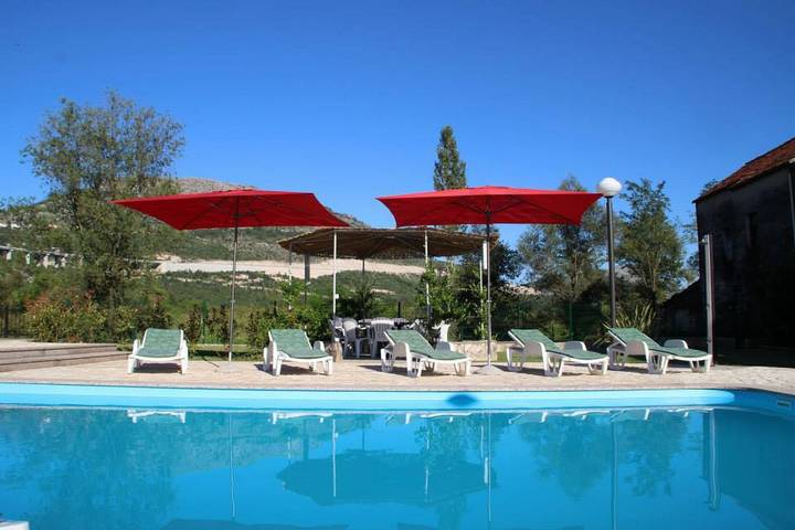 Ferienhaus für 14 Personen, mit Terrasse und Whirlpool sowie Garten und Sauna an der Makarska Riviera - 2